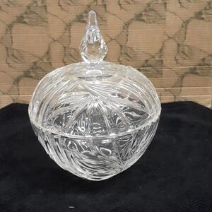 Anna Hutte German-made "BLEIKRISTALL" lead crystal Bowl/ Candy Dish with Lid